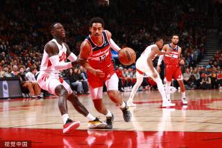 使得球迷对 使得球迷对